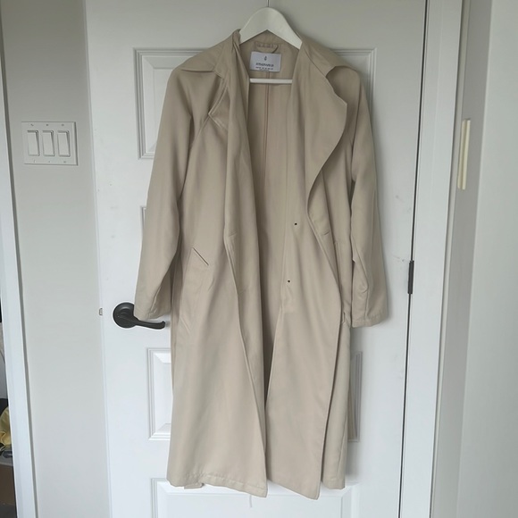 Beige trench - Picture 1 of 2